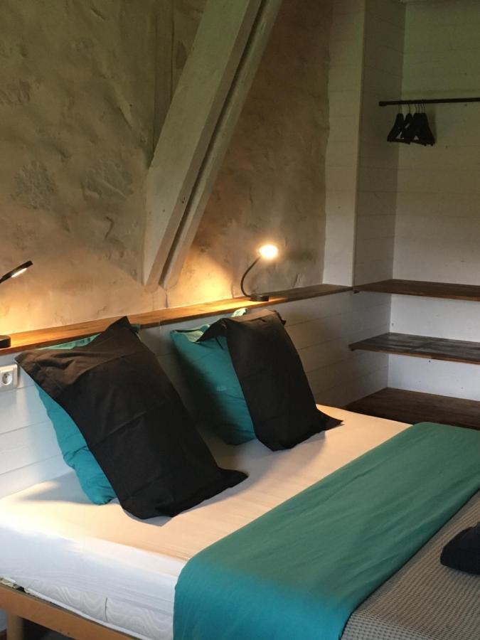 Les 5 Petits Lapins Bed & Breakfast Bar Bagian luar foto