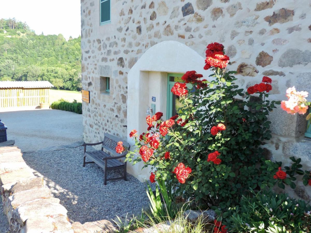 Les 5 Petits Lapins Bed & Breakfast Bar Bagian luar foto