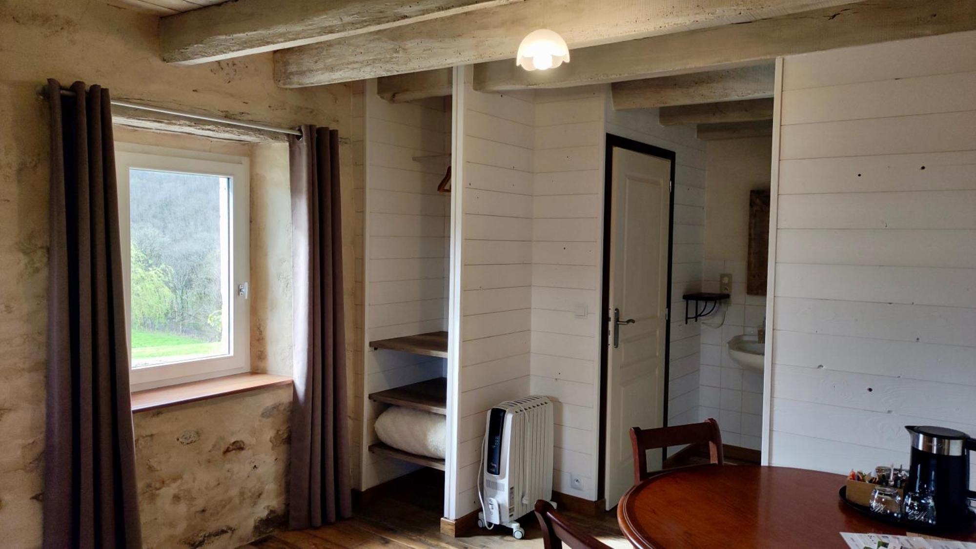 Les 5 Petits Lapins Bed & Breakfast Bar Bagian luar foto