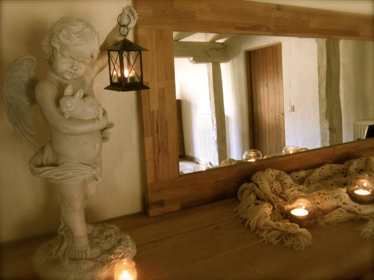 Les 5 Petits Lapins Bed & Breakfast Bar Bagian luar foto